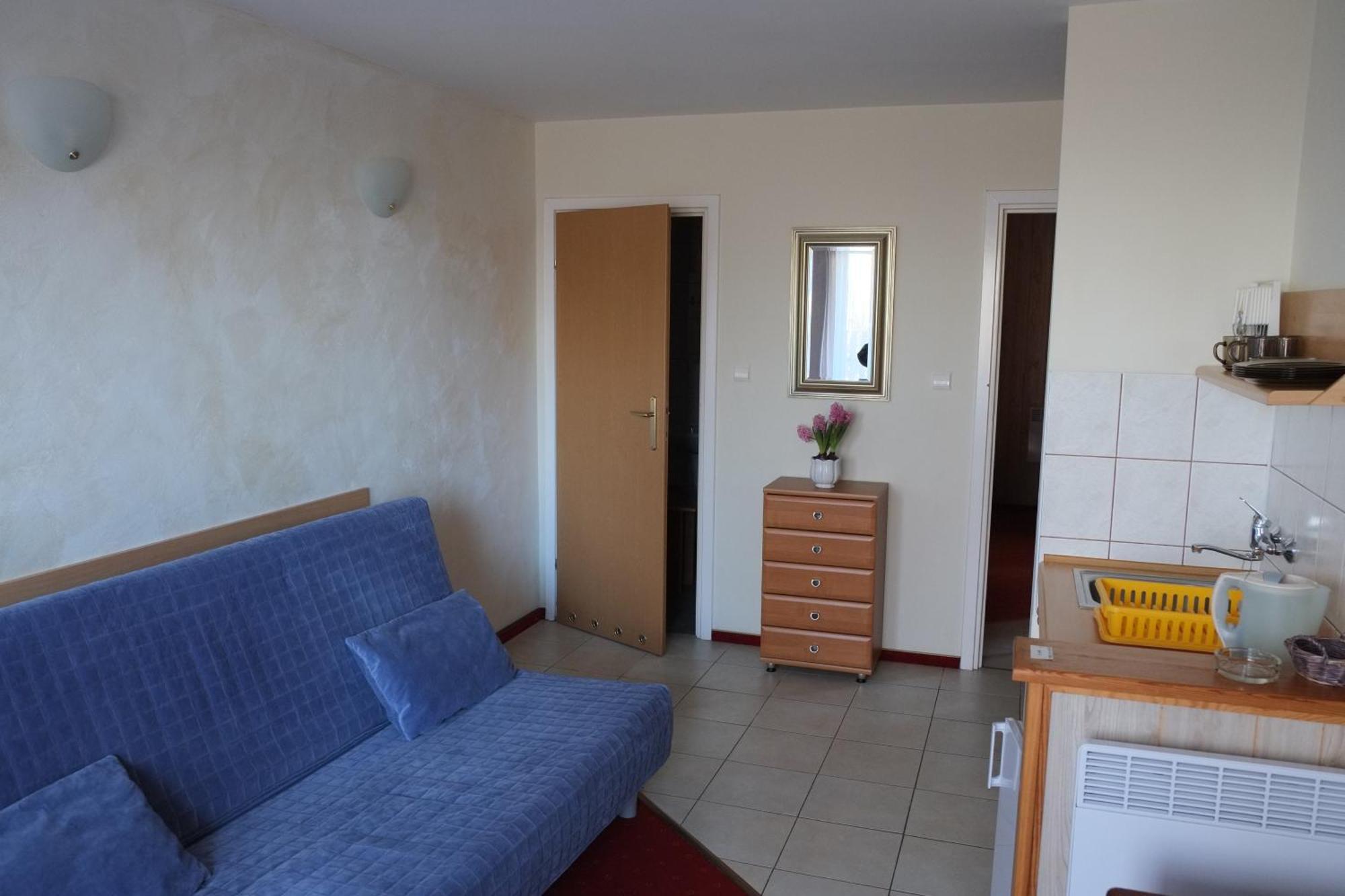 Patio Apartamenty I Pokoje 尼彻兹 外观 照片