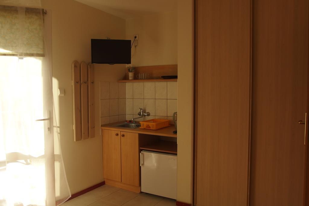 Patio Apartamenty I Pokoje 尼彻兹 外观 照片
