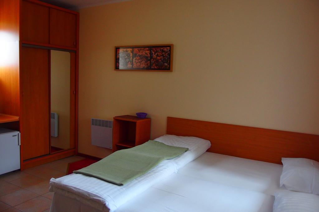 Patio Apartamenty I Pokoje 尼彻兹 外观 照片